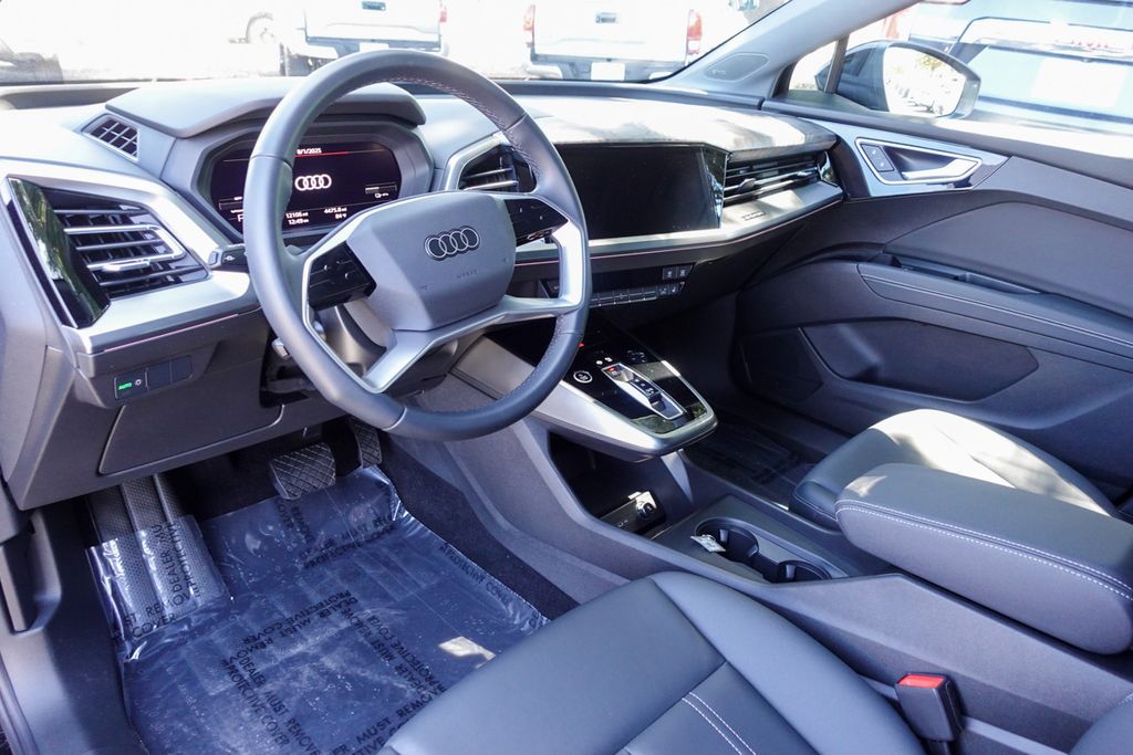 2023 Audi Q4 40 E-tron Premium Plus photo 9