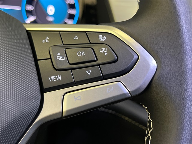 2026 Volkswagen Atlas Cross Sport SE Technology photo 15