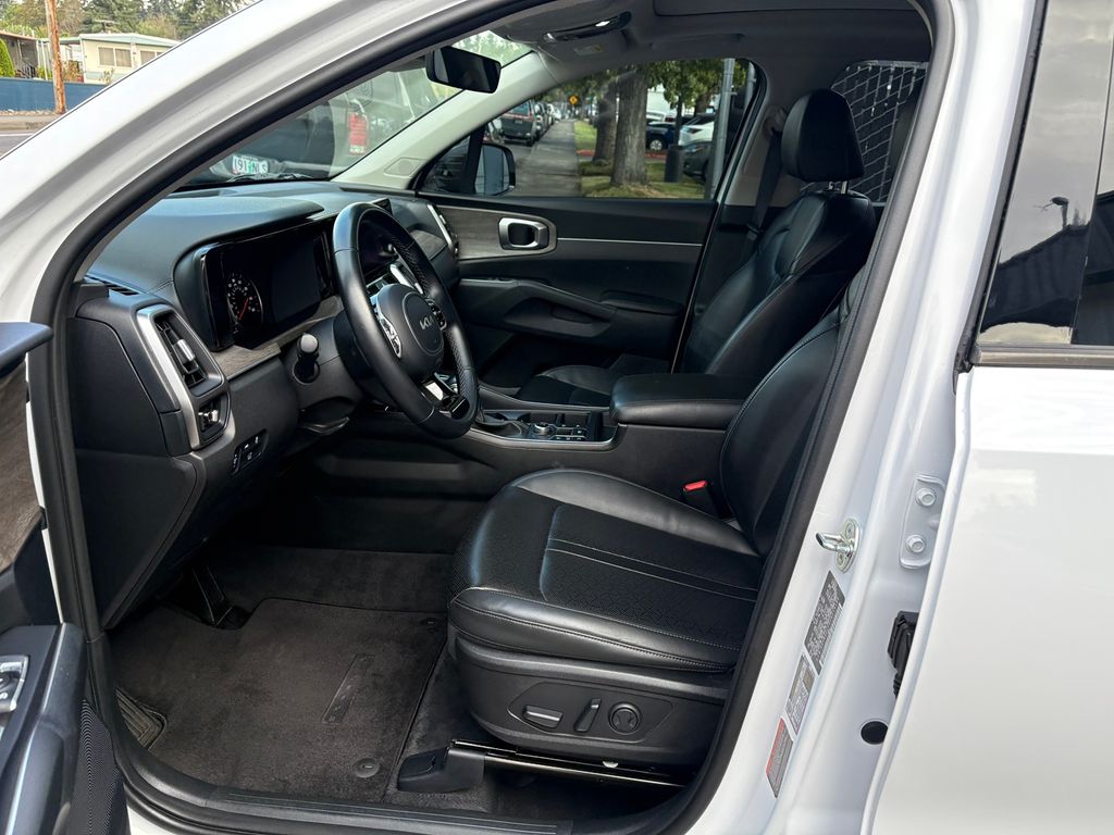 2023 Kia Sorento X-Line EX photo 13