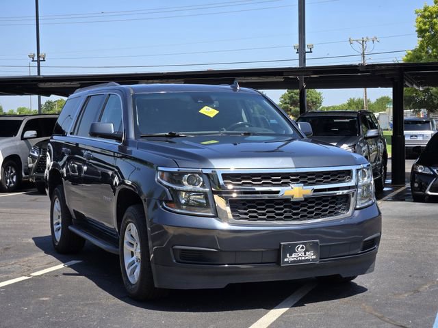 2019 Chevrolet Tahoe LT photo 2