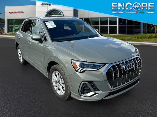 2024 Audi Q3 S Line Premium's photo