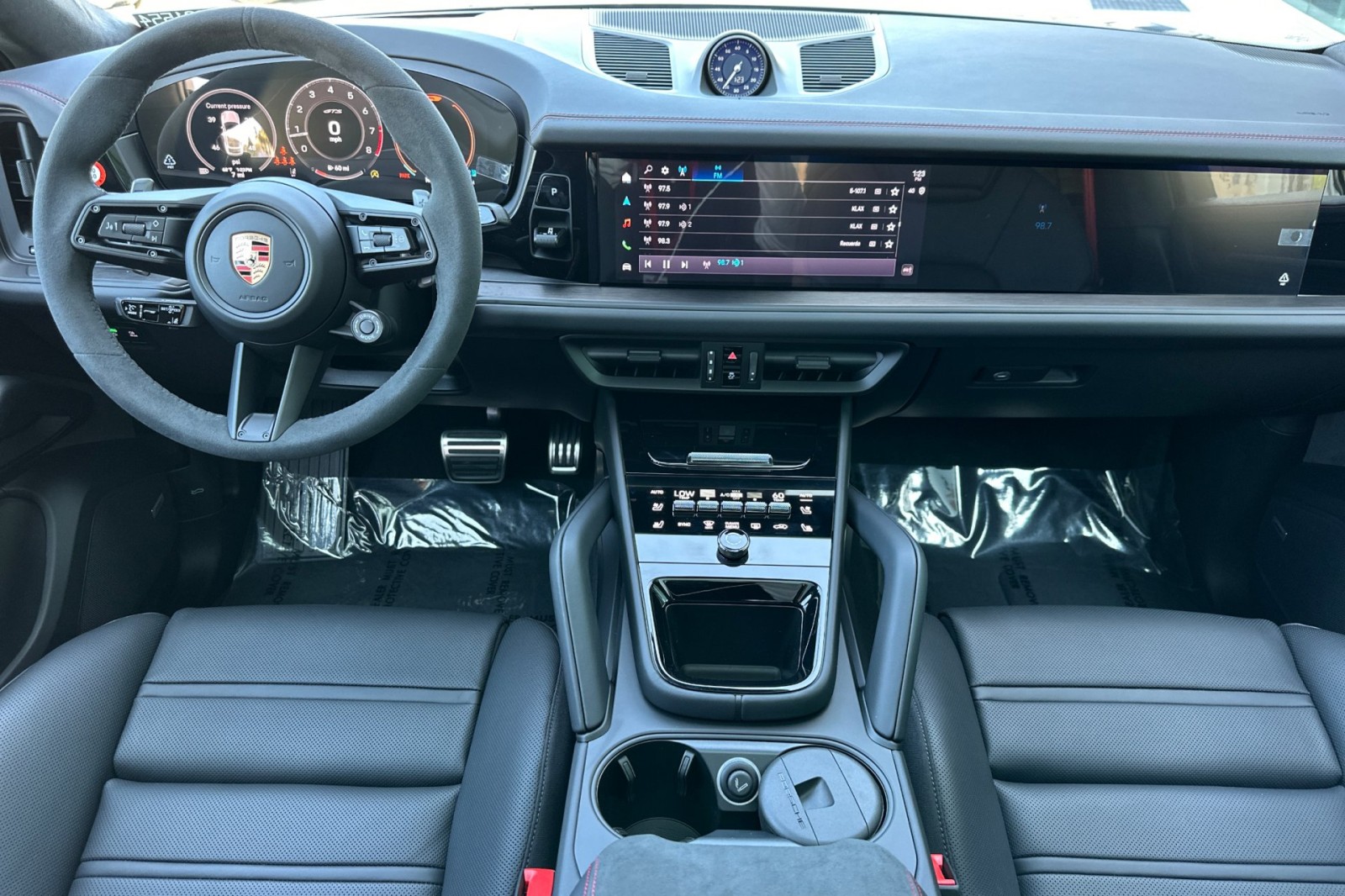 2026 Porsche Cayenne GTS Coupe photo 7
