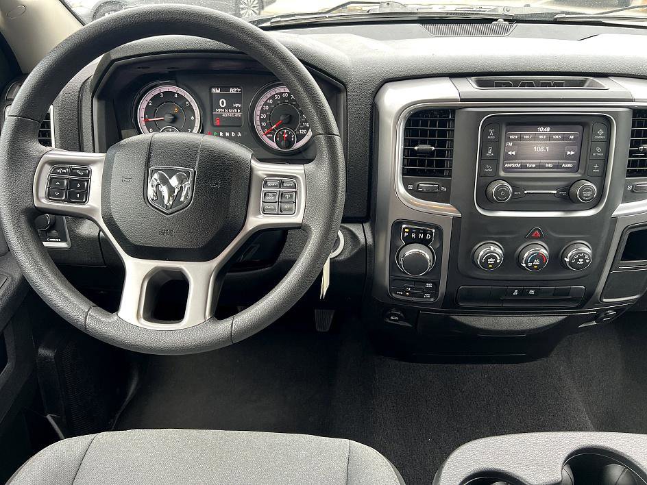2024 Ram 1500 Classic SLT photo 16