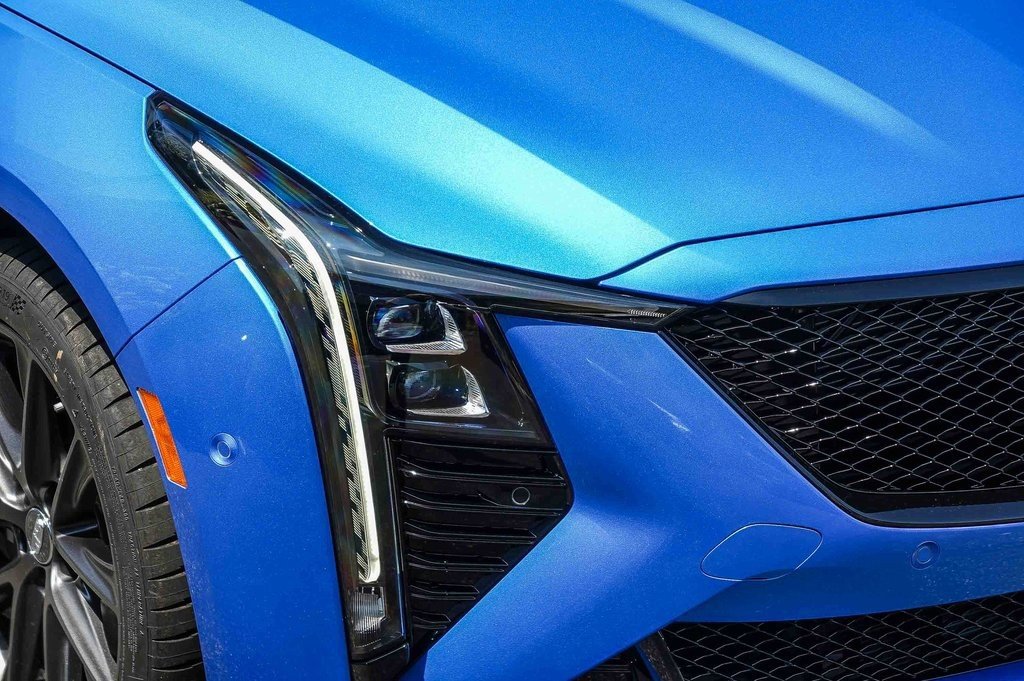 2026 Cadillac CT5 V photo 8
