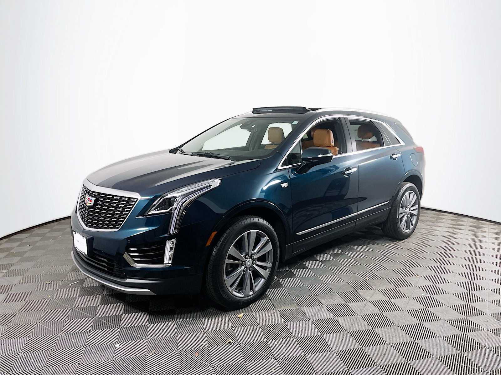 2025 Cadillac XT5 Premium Luxury's photo