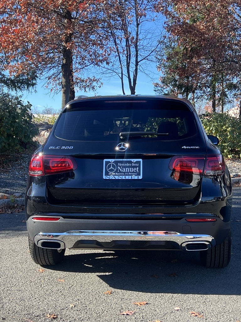 2022 Mercedes Benz GLC 300 4MATIC photo 4