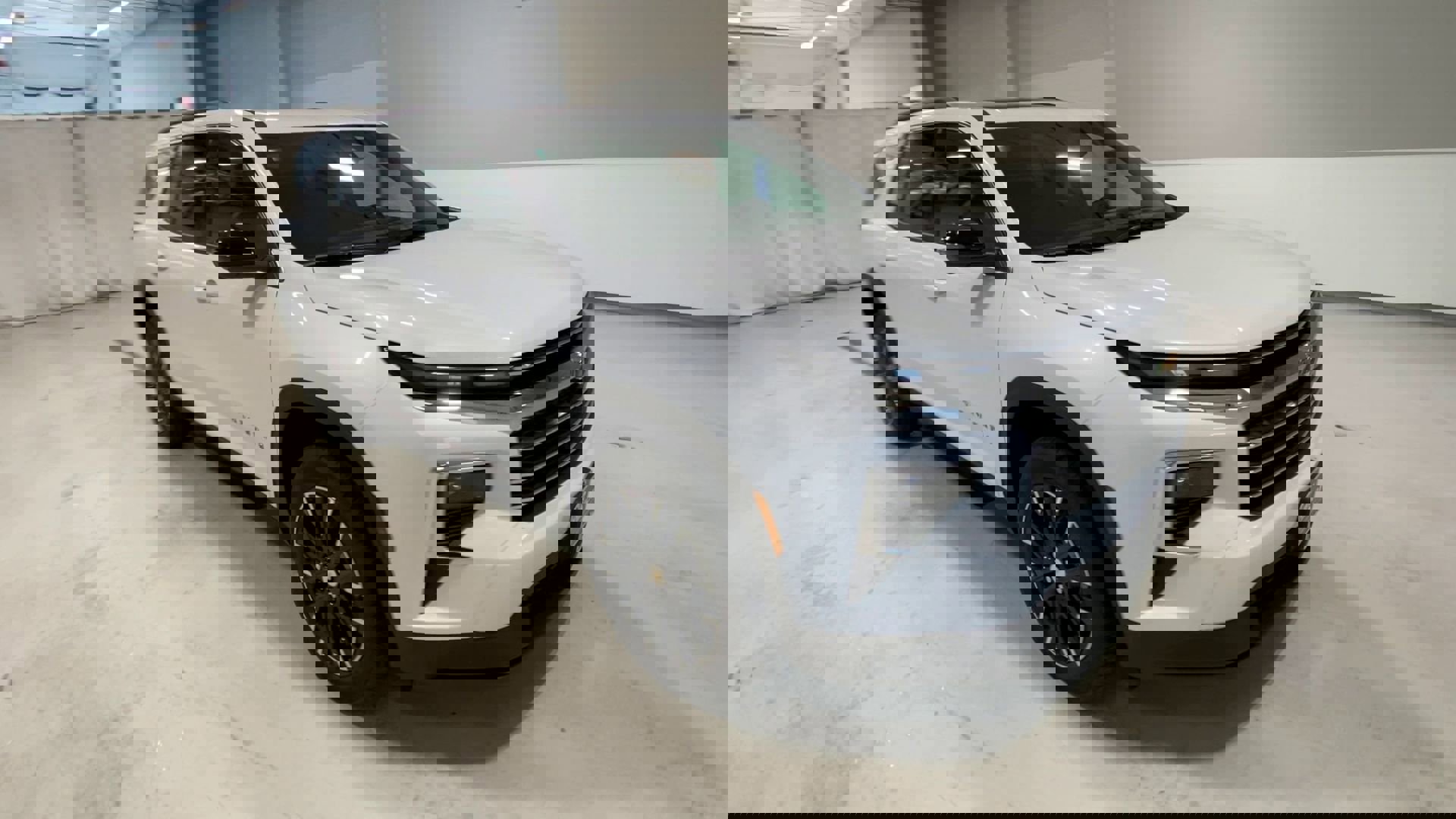 2026 Chevrolet Traverse photo 2