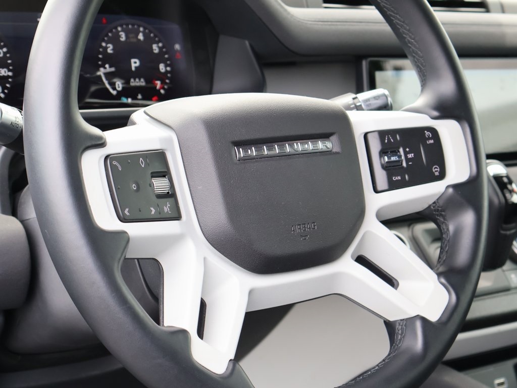 2022 Land Rover Defender 90 X-Dynamic S photo 17
