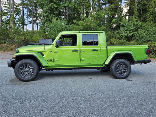 2025 Jeep Gladiator Sport S photo 4
