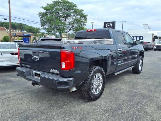 2018 Chevrolet Silverado 1500 High Country photo 4