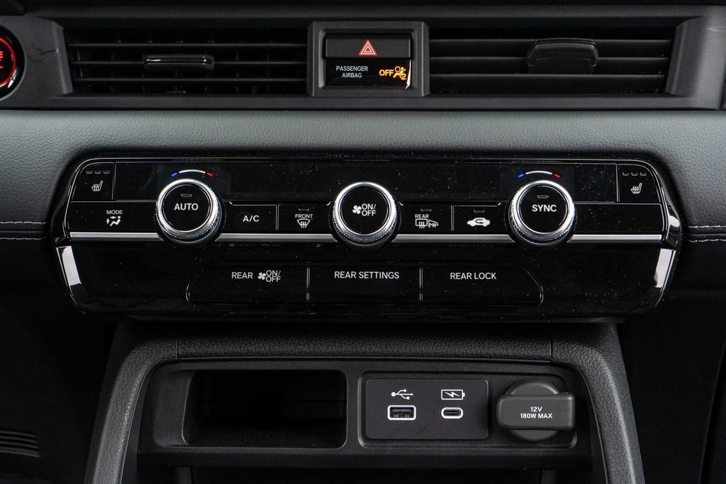 2025 Honda Pilot Touring photo 21