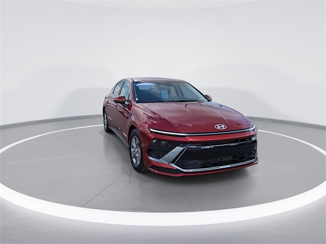 2025 Hyundai Sonata SE photo 3