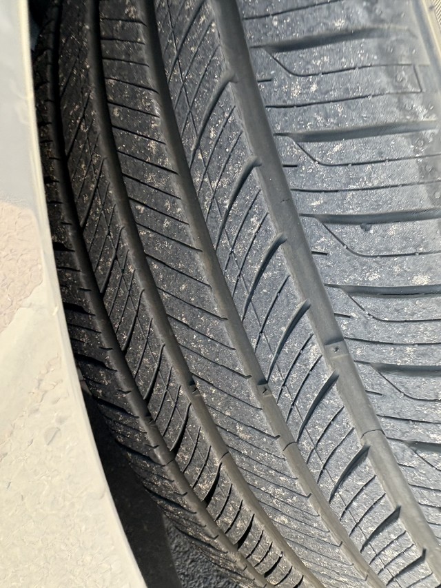 Used 2024 Pure Gray w/Deep Black Roof Volkswagen Autobahn image 36