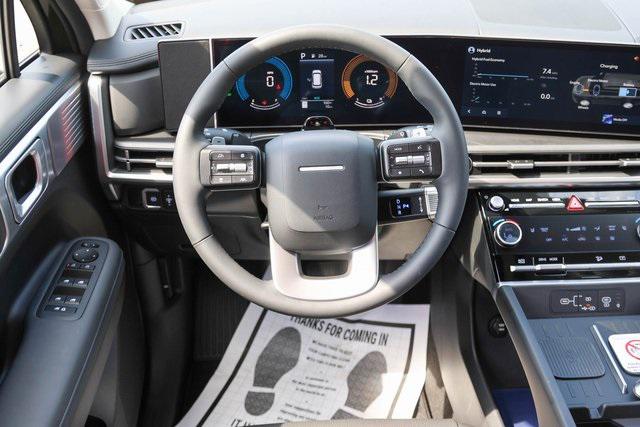New 2025 Green Hyundai SEL image 17