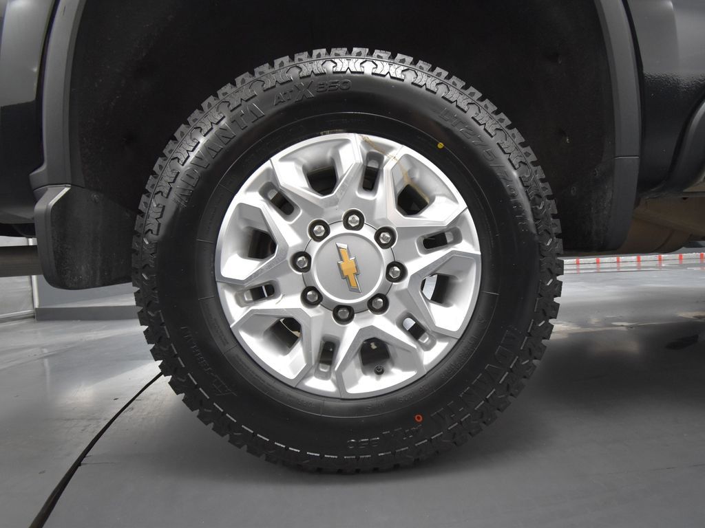 2022 Chevrolet Silverado 2500HD LTZ photo 11