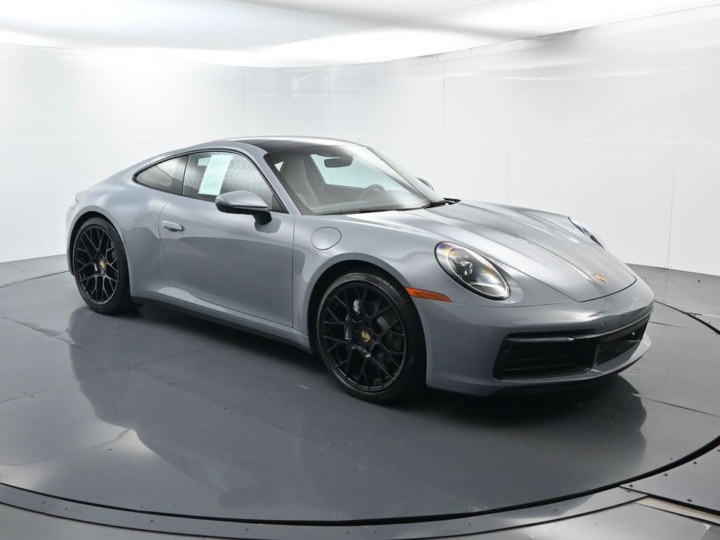 2024 Porsche 911 T 4 photo 16
