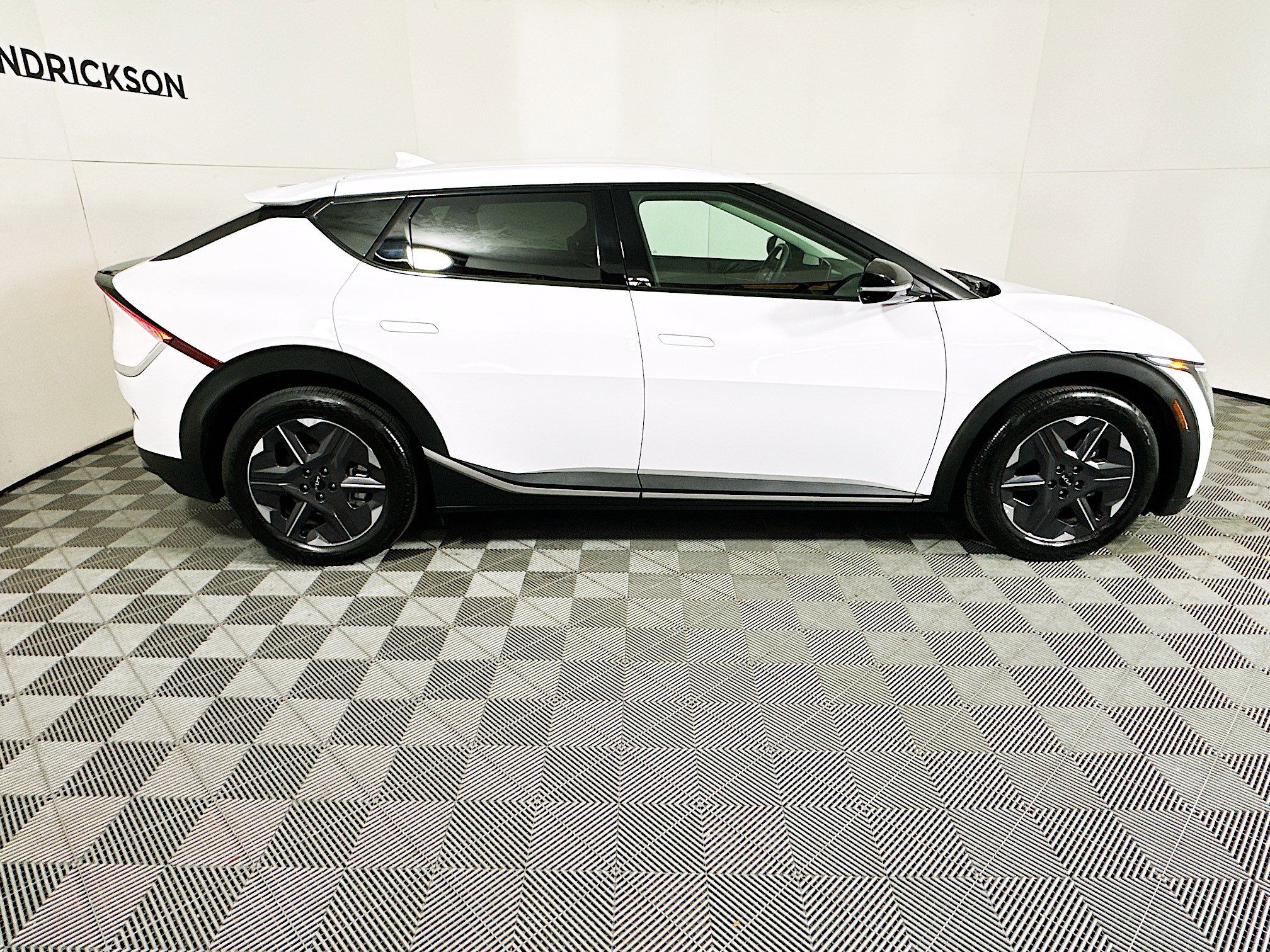 Used 2025 Kia EV6 Light with VIN 5XYC34JB0SG004946 for sale in Coconut Creek, FL