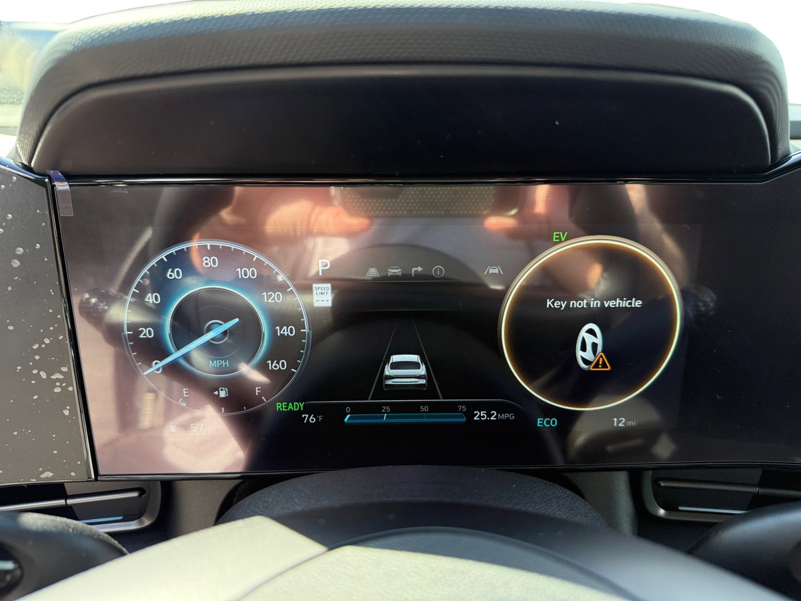 2025 Hyundai Elantra Hybrid SEL Sport photo 11