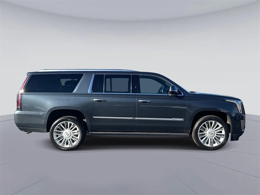 2019 Cadillac Escalade ESV Platinum photo 2