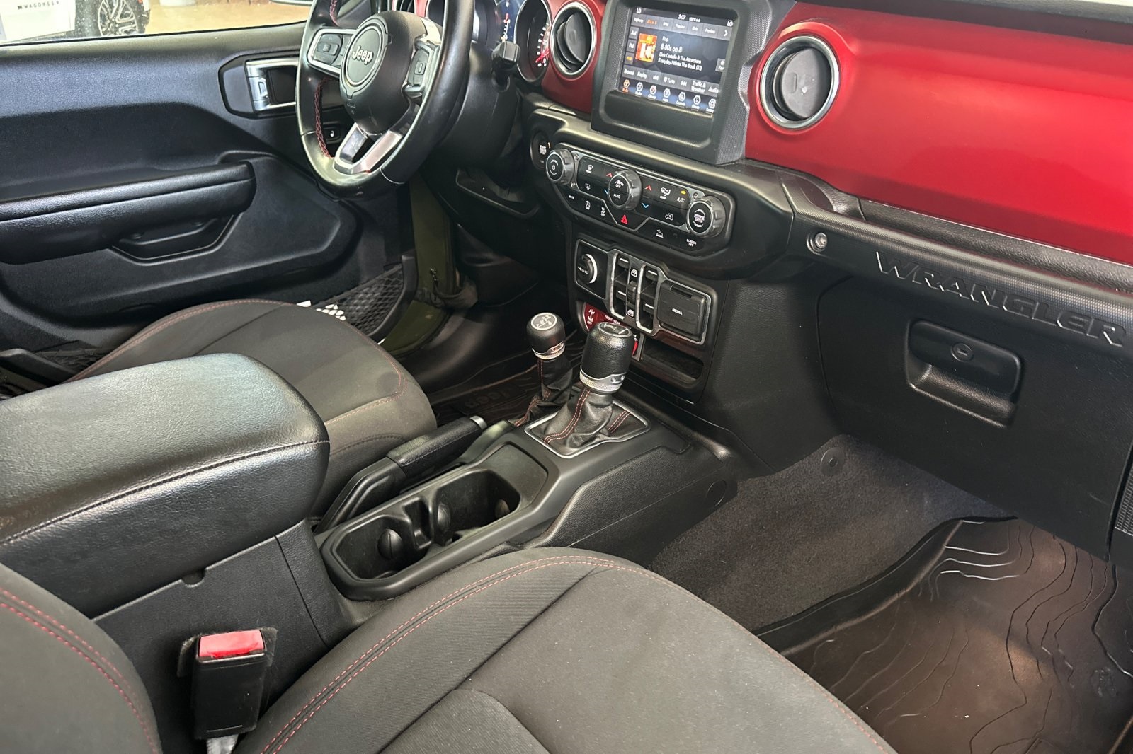 2021 Jeep Wrangler Unlimited Rubicon photo 16