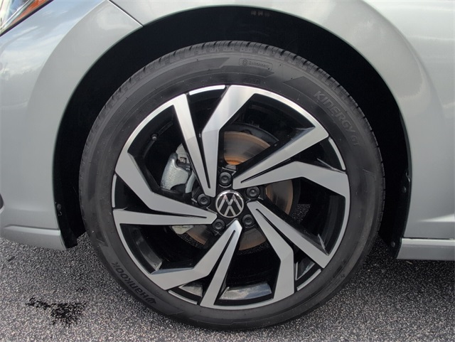 2025 Volkswagen Jetta 1.5T SEL photo 18