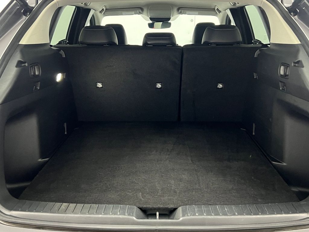 2025 Mazda CX-50 2.5 S Preferred photo 19