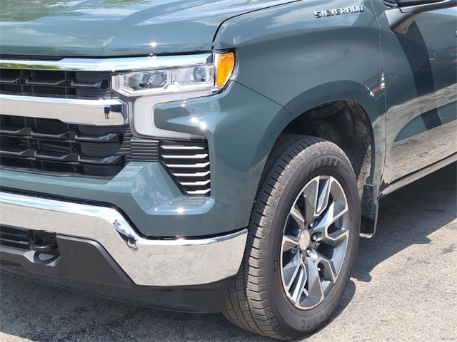 2026 Chevrolet Silverado 1500 LT photo 10
