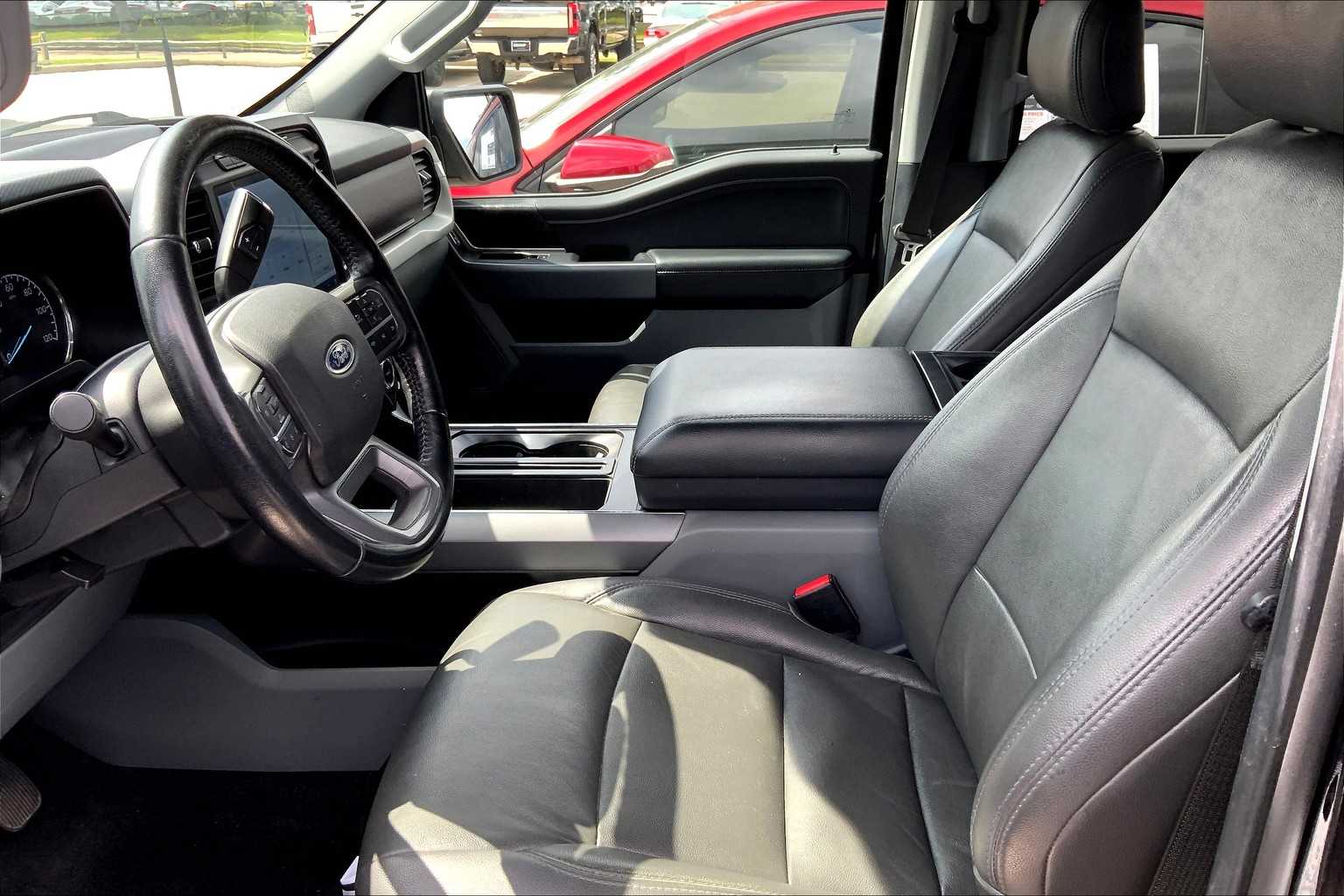 2022 Ford F-150 XLT photo 7