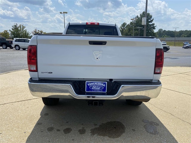 2017 Ram 1500 Tradesman photo 3