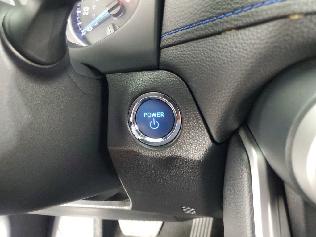 2022 Toyota RAV4 Hybrid SE photo 16