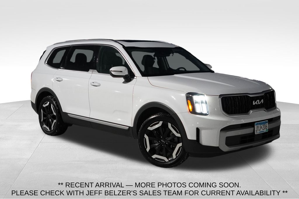 2023 Kia Telluride EX's photo