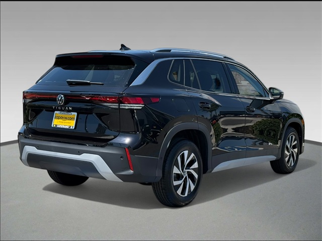 2025 Volkswagen Tiguan S photo 2