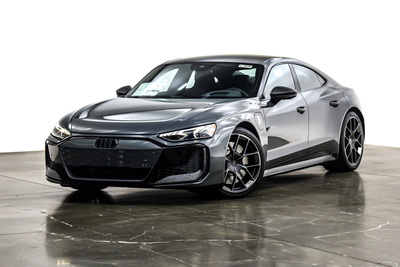 2026 Audi RS e-tron GT Performance Base's photo