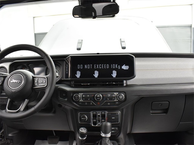 2025 Jeep Gladiator Sport S photo 9
