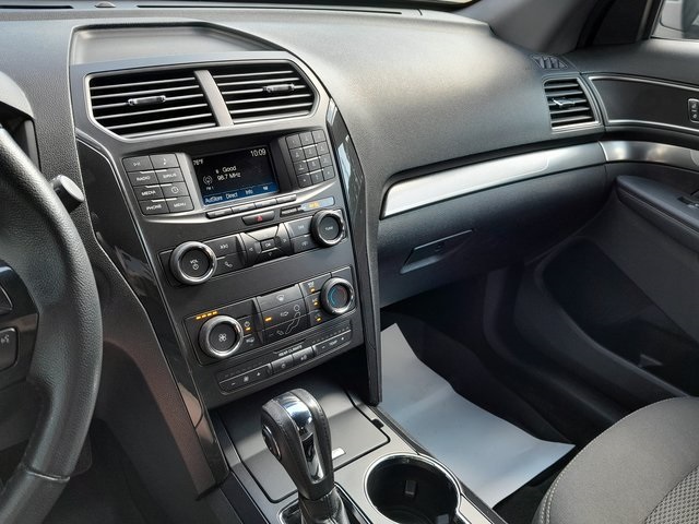 2018 Ford Explorer XLT photo 20