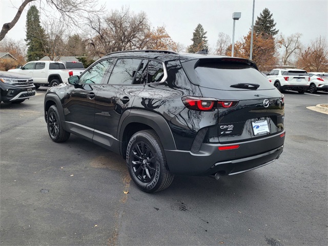 2025 Mazda CX-50 Premium photo 3