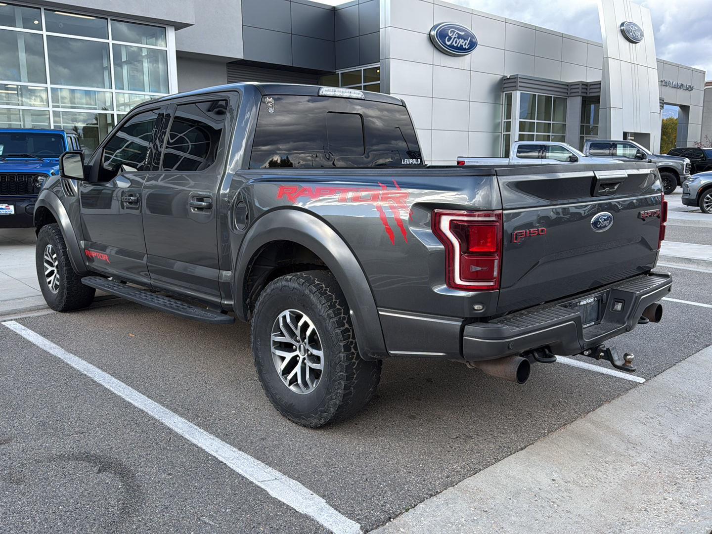 2017 Ford F-150 Raptor photo 4