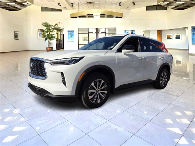 2025 Infiniti QX60 Pure photo 3