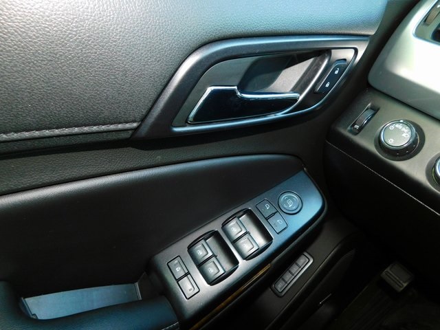 2017 Chevrolet Tahoe LT photo 37