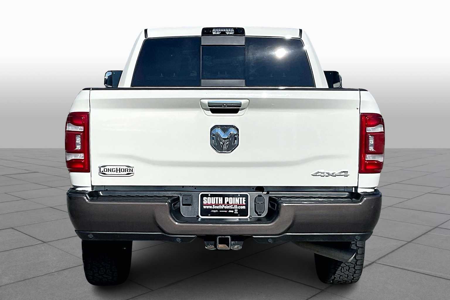 2022 Ram 2500 Longhorn photo 4