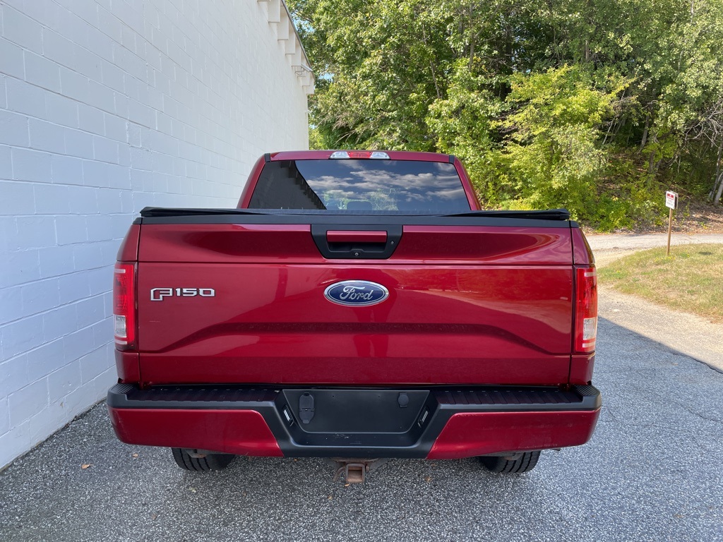 2017 Ford F-150 XLT photo 5