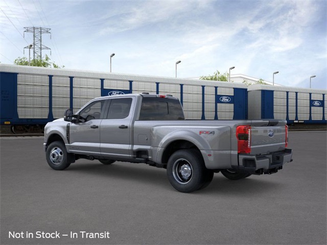 2026 Ford F-350 photo 4