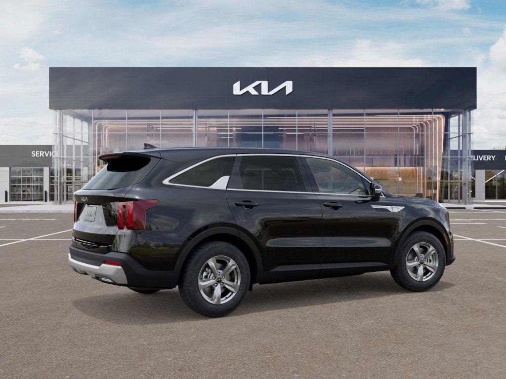 2026 Kia Sorento S photo 5