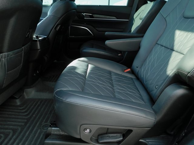 2024 Kia Telluride X-Line photo 17