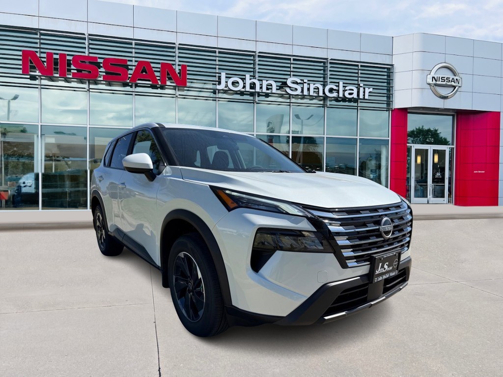 2026 Nissan Rogue SV's photo