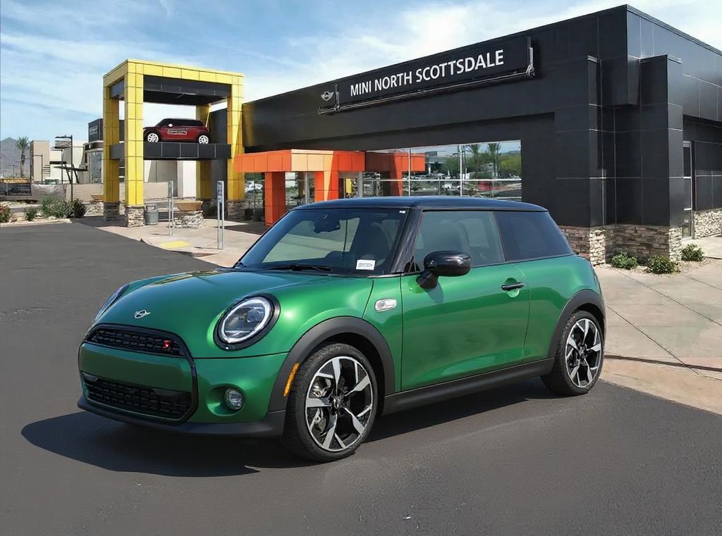 2026 MINI Hardtop 2 Door S's photo