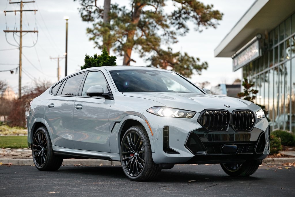 2026 BMW X6 40i's photo