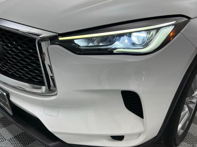 2022 Infiniti QX50 PURE AWD photo 4