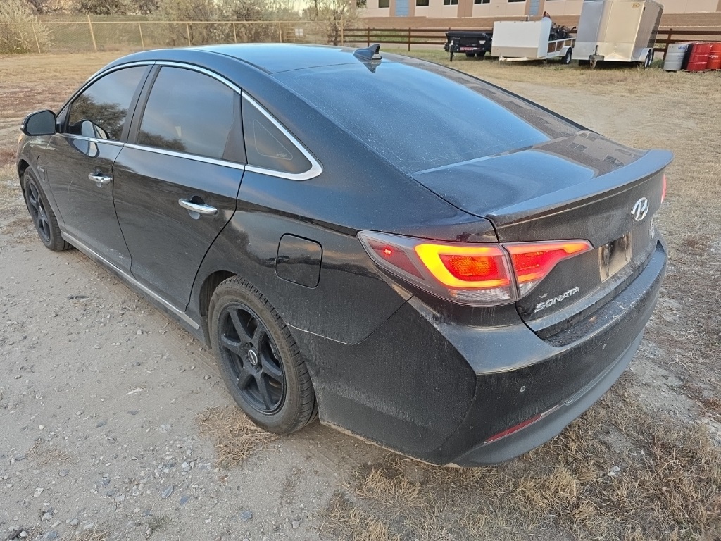 2016 Hyundai Sonata Plug-In Hybrid Limited photo 3