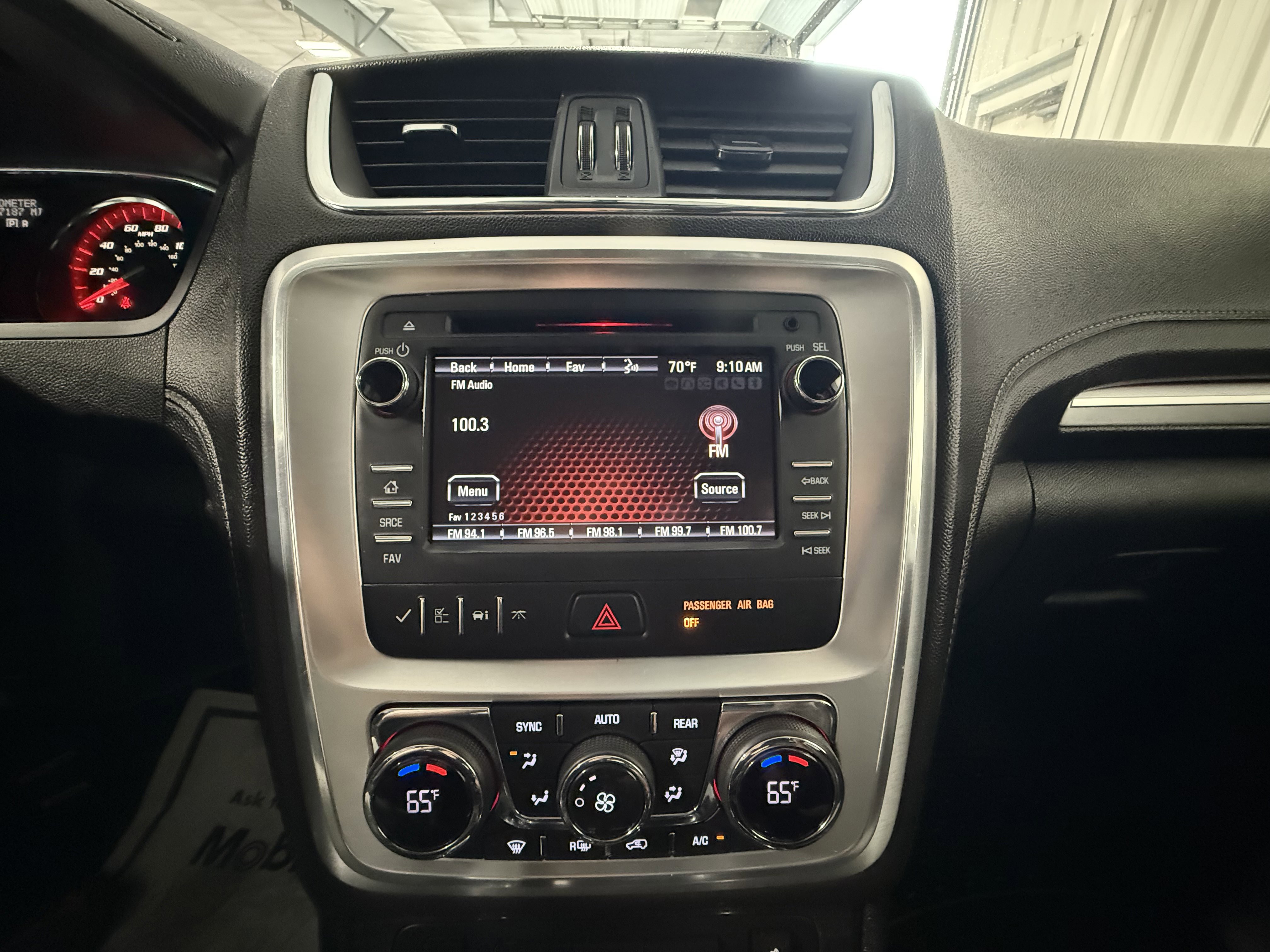 2014 Gmc Acadia SLT photo 20